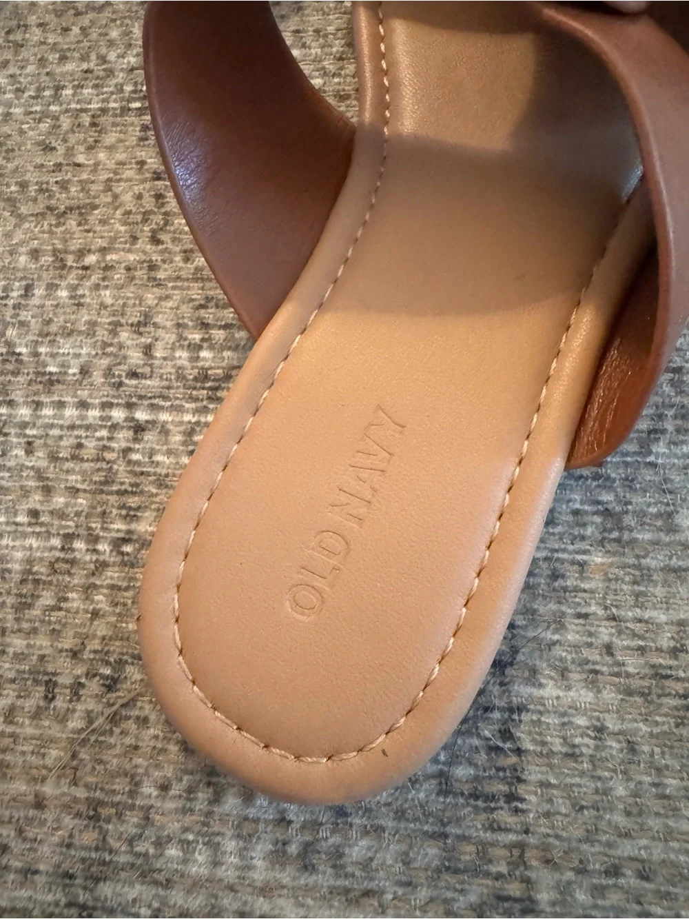 Old Navy Cognac Brown Knotted Slide Sandals Size 7 - Picture 6 of 7